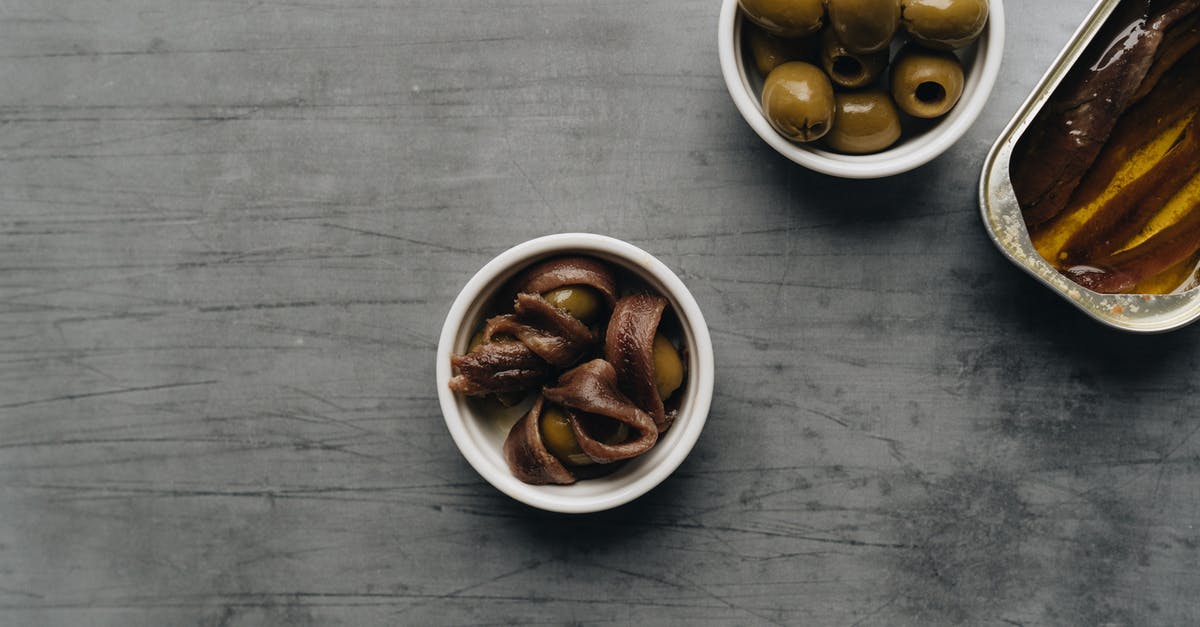 Can Genji deflect Brightwing's polymorph? - Brown Round Fruits in White Ceramic Bowls