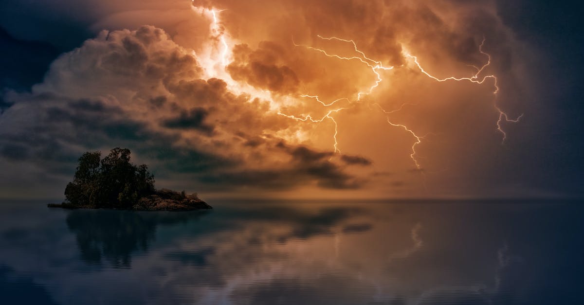 Can lightning rods prevent trees from being hit by lightning? - Blue Body of Water With Orange Thunder