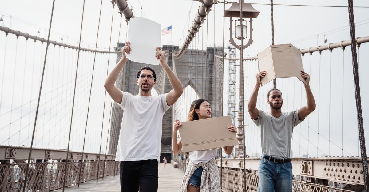 Can you Carve Fortifications into raised bridges? - Protesters at the Brooklyn Bridge