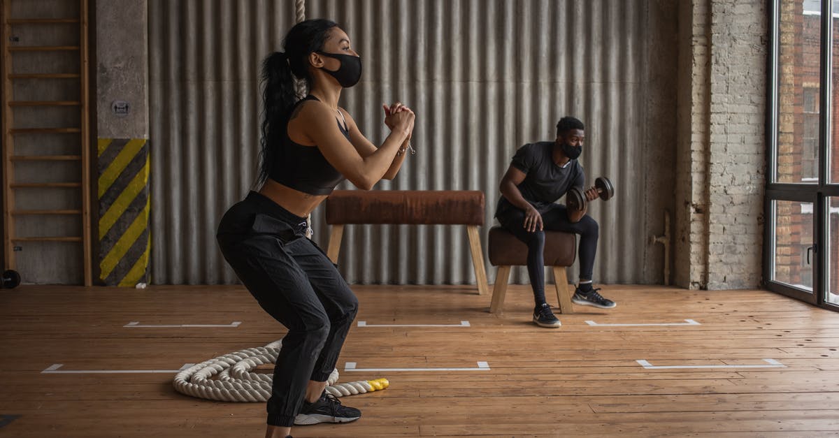 Does the DLT-19 Heavy Blaster have any advantage over the RT-97C? - Black sportspeople in fabric masks working out in gym Does the DLT-19 Heavy Blaster have any advantage over the RT-97C? - Black sportspeople in fabric masks working out in gym