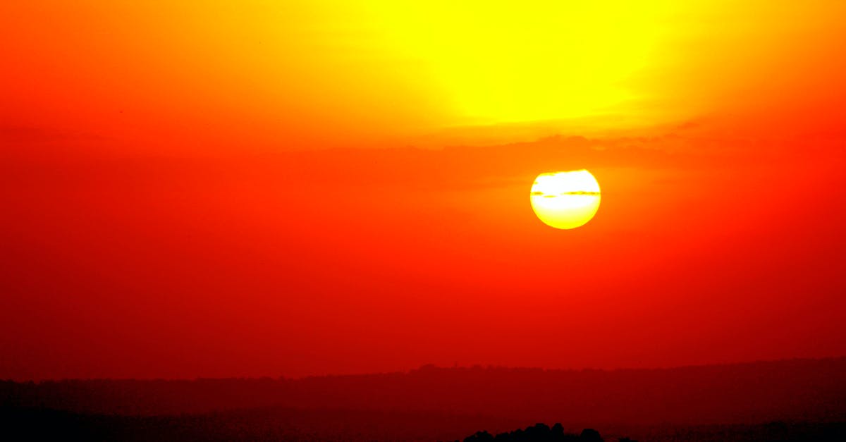 Golden Apple Archipelago, are you under the same sky? - Silhouette Photography of Mountains