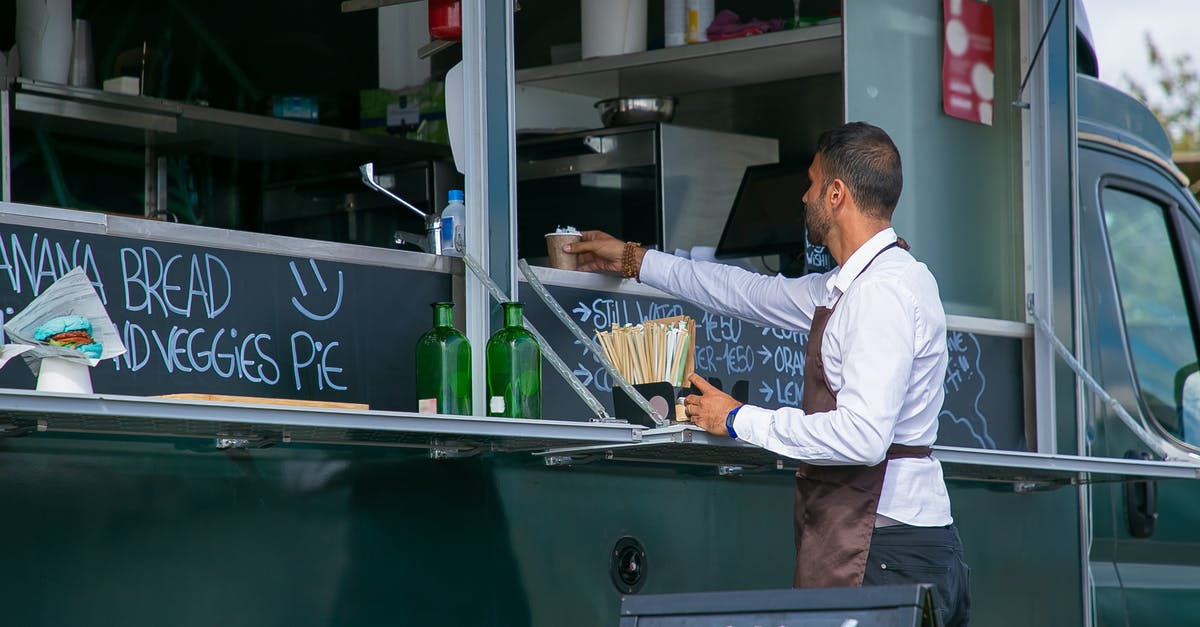 How can I make my TF2 server public? - Waiter preparing food truck for service in park