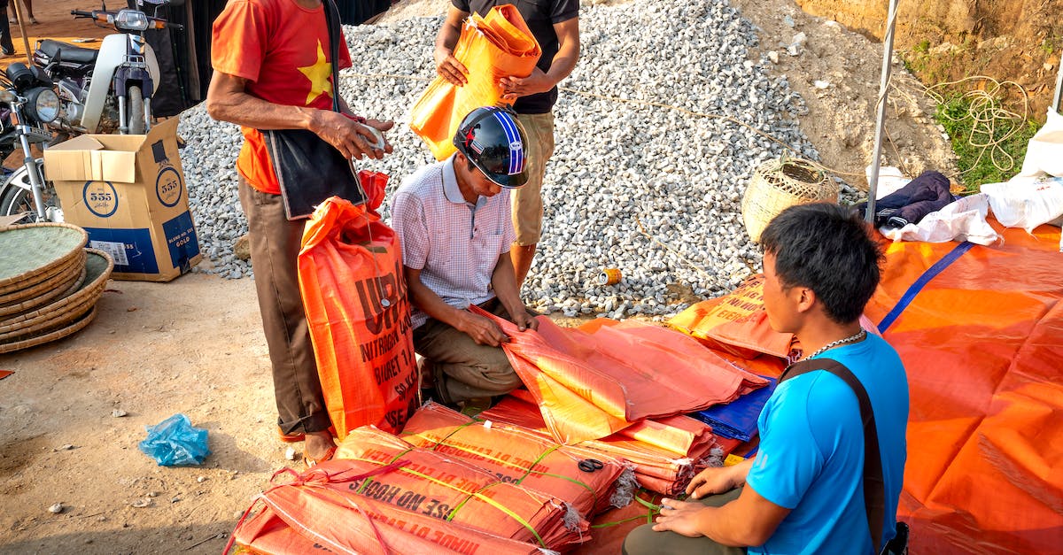 How do I create a villager with custom trade offers? - Asian men buying plastic bags in local street market