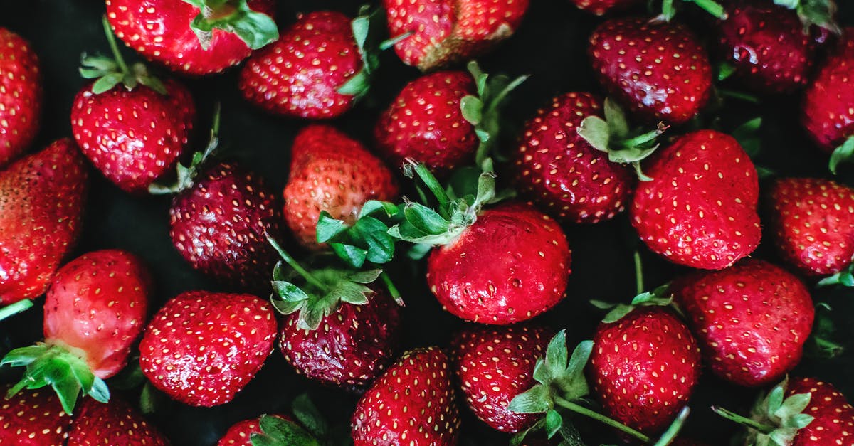 How many accounts of the Battle of Red Mountain are there? - Close-up Photo of Strawberries