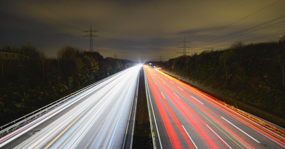 How to test player movement speed in 1.8? - Gray Asphalt Road during Nighttime