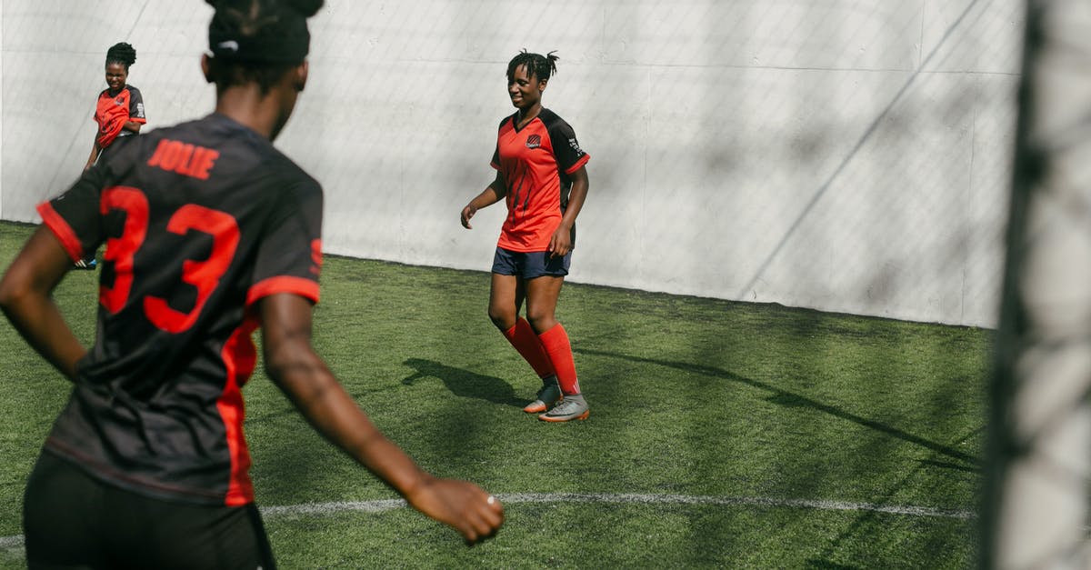 In what levels is the Green Demon Challenge possible? - Junior women soccer team during game