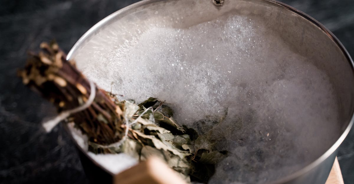 Is Liquid Ocelot a brother to Liquid Snake? - Soaking Dried Leaves in a Bucket Filled with Bubbles Soap