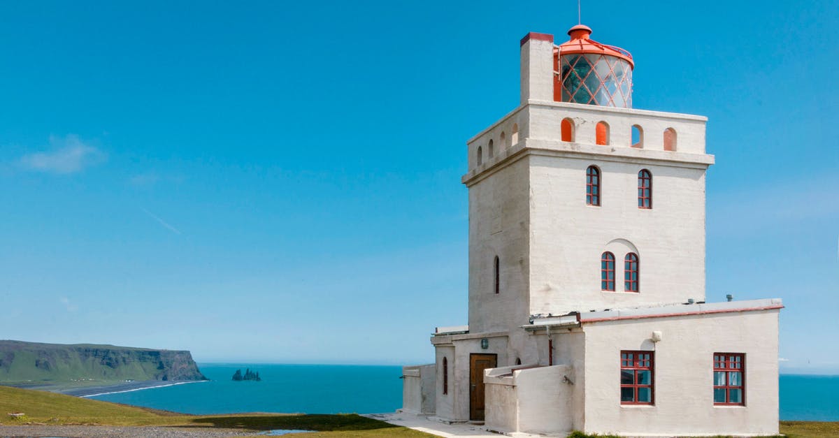 Pokémon bank and home - White Lighthouse and Body of Water