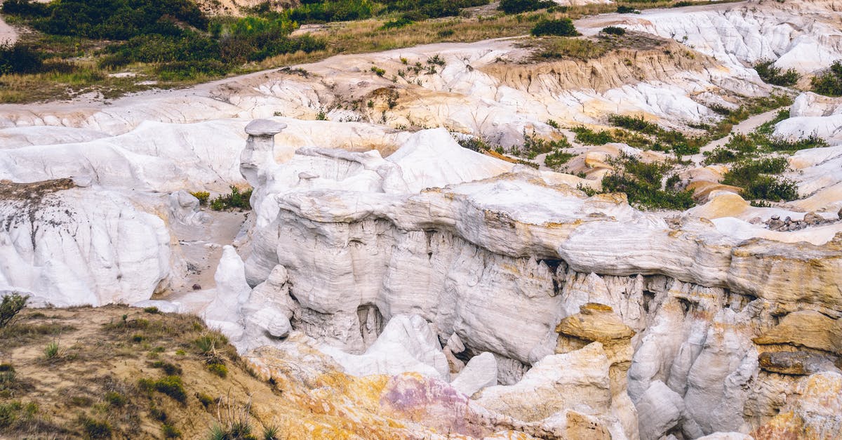 What is that diamond/cone formation in the Satisfactory promo? - White and Brown Rock Formation