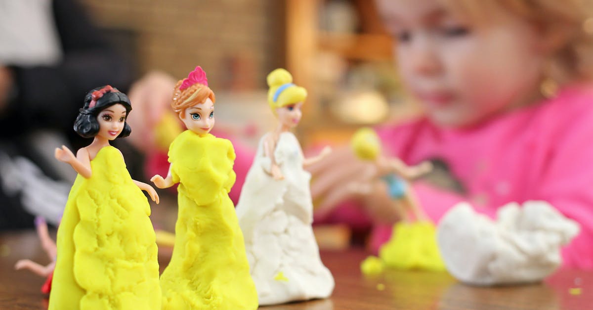 Which units does Foreign Princess affect? - Selective Focus Photography of Three Disney Princesses Figurines on Brown Surface