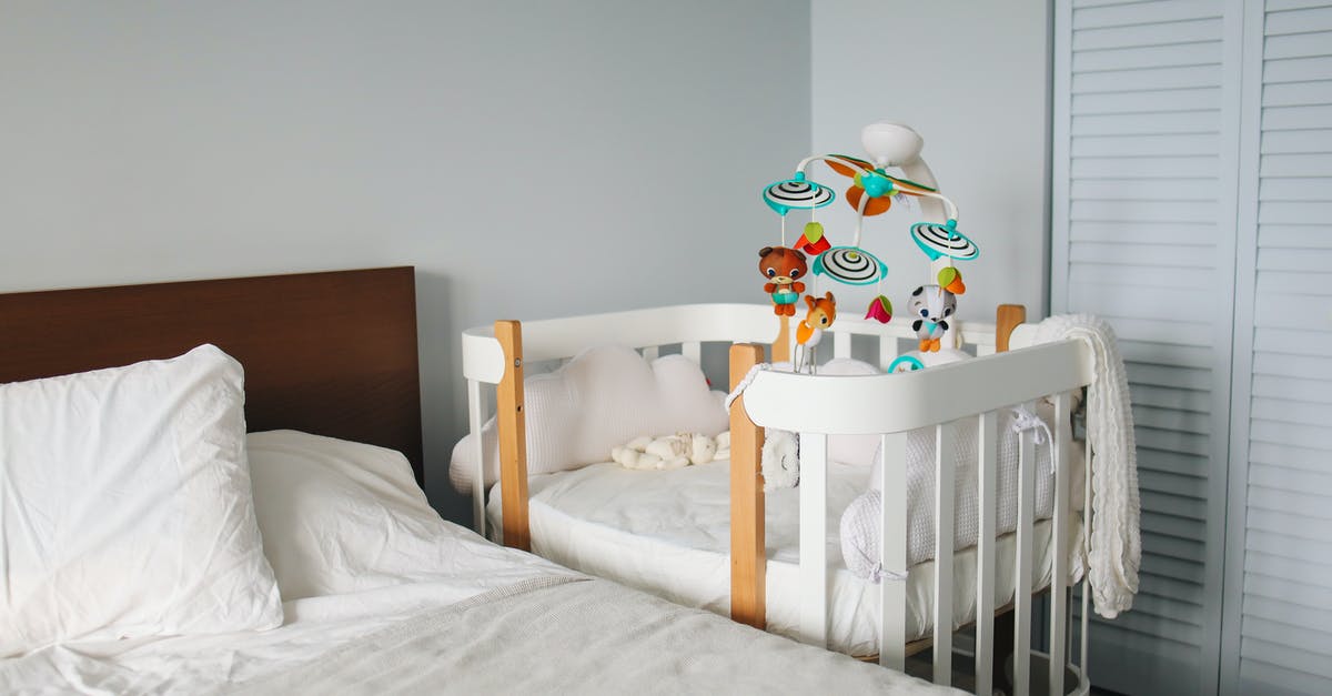 Why does the coop baby for multiplayer magnetize to the bottom right corner? - Crib next to bed in bedroom Why does the coop baby for multiplayer magnetize to the bottom right corner? - Crib next to bed in bedroom